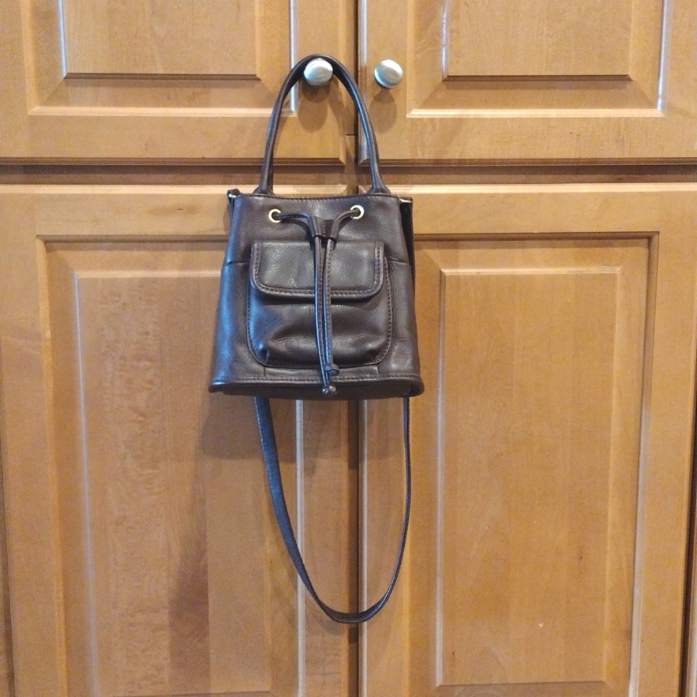 Fossil Leather Bucket Bag EUC